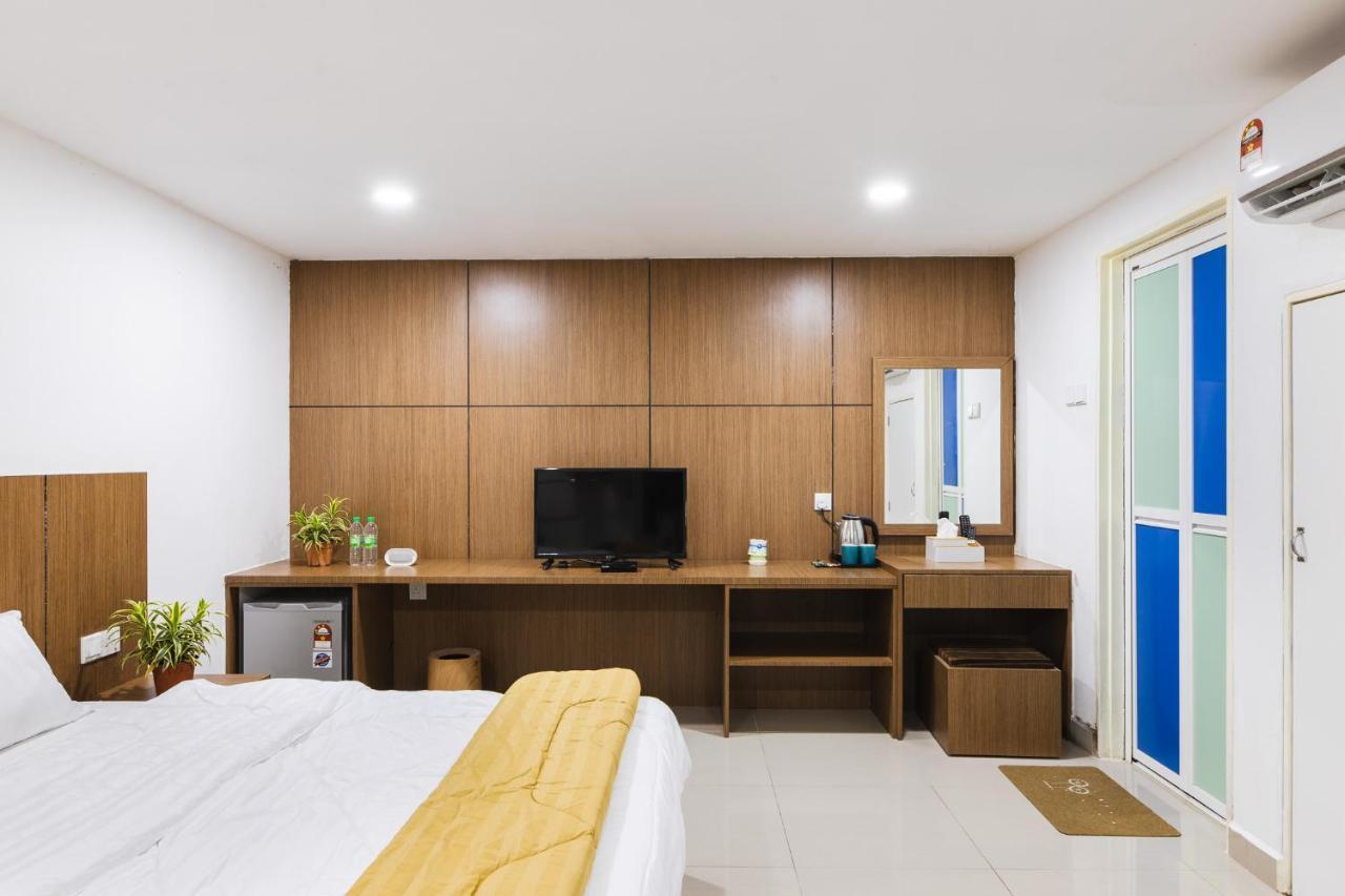 Ellin Forest Karaoke & Pool Resort Bukit Tinggi Bentong Εξωτερικό φωτογραφία